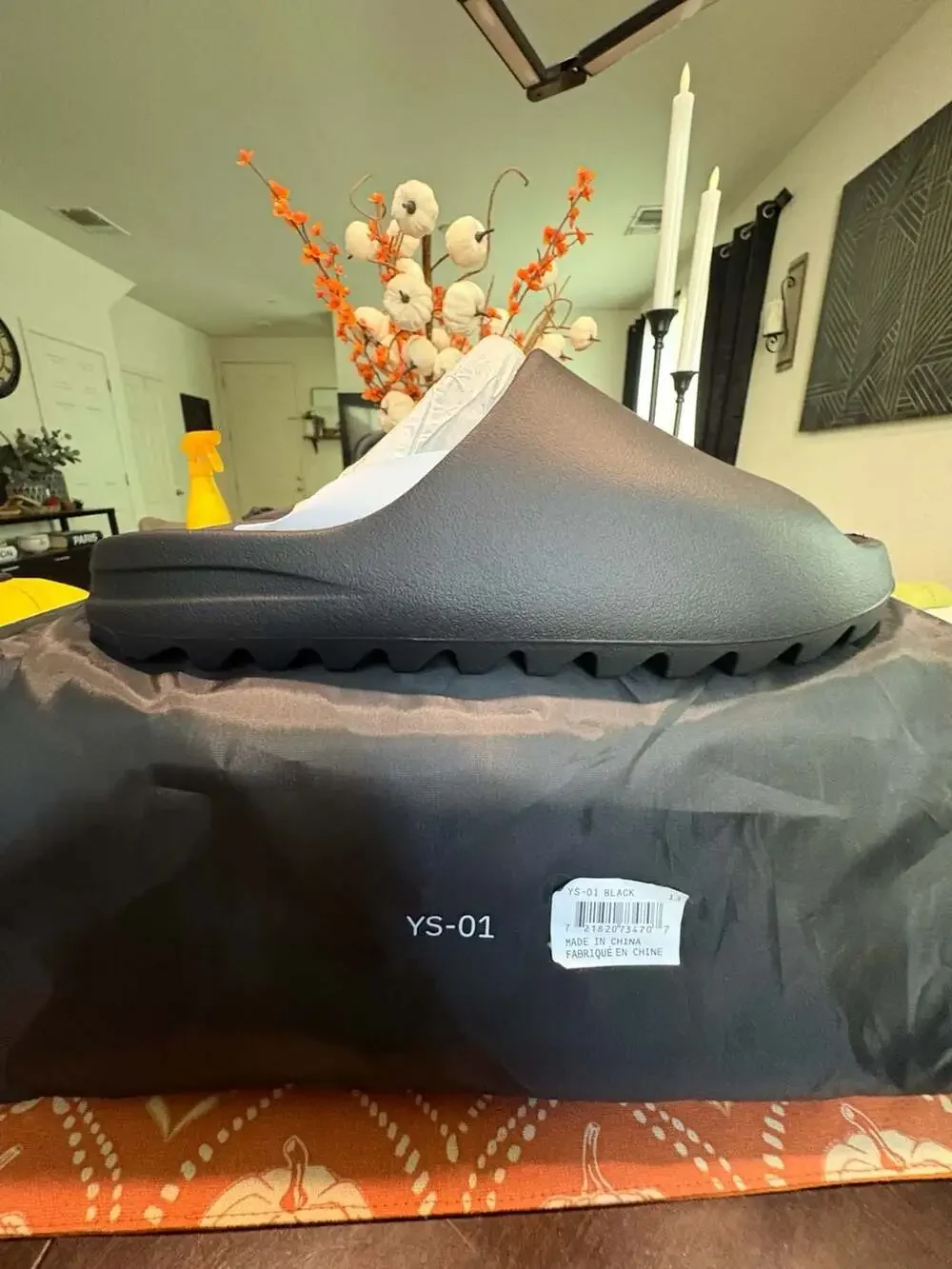 Yeezy Slide YS-01 Black